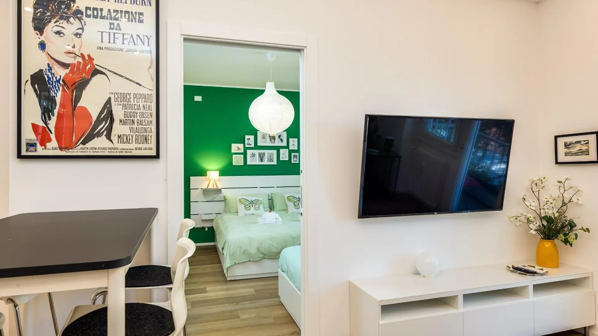 Vatican 10 Min Modern Apartment Ac, Wi-Fi, Netflix Rome
