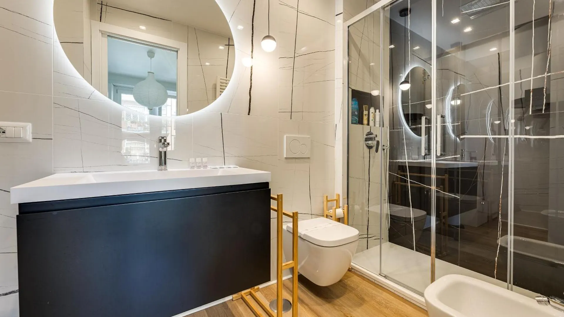 Vatican 10 Min Modern Apartment Ac, Wi-Fi, Netflix Rome